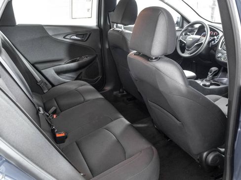 Used 2025 Chevrolet Malibu LT FWD image 37
