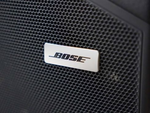 Certified 2025 Porsche Cayenne image 17