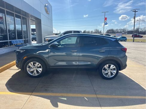 Used 2024 Buick Encore GX Preferred image 2