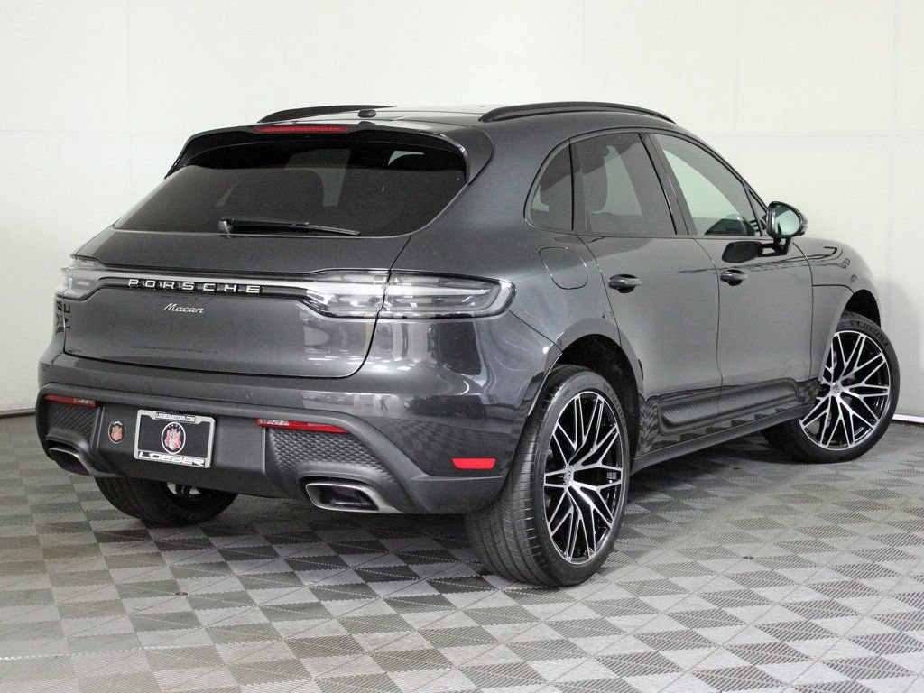 Certified 2026 Porsche Macan AWD/4WD image 7