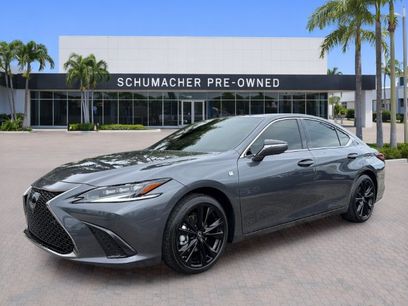 Used 2025 Lexus ES 350 F Sport w/ Accessory Package (Z1)