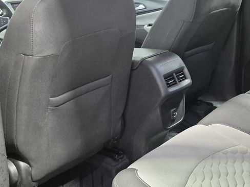 Used 2020 Chevrolet Equinox LS FWD image 23