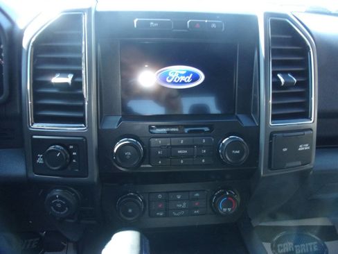 Used 2020 Ford F150 XLT w/ Equipment Group 302A Luxury AWD/4WD image 22