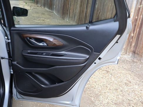 Used 2020 GMC Terrain Denali w/ Denali Premium Package image 25