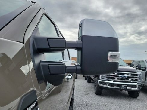 New 2026 Ford F250 Lariat w/ Tremor Off-Road Package AWD/4WD image 4