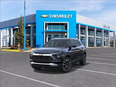 New 2026 Chevrolet TrailBlazer LT w/ LT Cold Weather Package FWD image 8