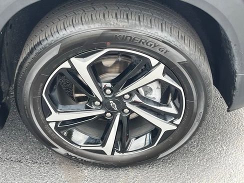 Certified 2022 Chevrolet TrailBlazer RS w/ Technology Package image 9