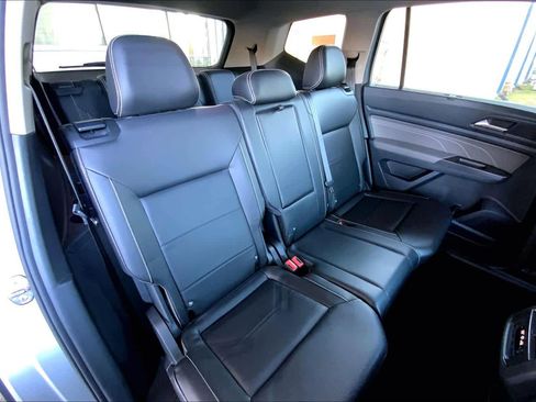 Used 2022 Volkswagen Atlas SE image 19