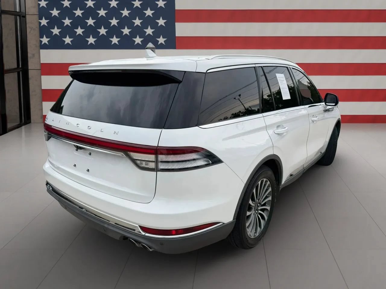 Used 2020 Lincoln Aviator Reserve w/ Elements Package Plus RWD image 7