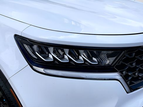 Used 2022 Kia Sorento S AWD/4WD image 35