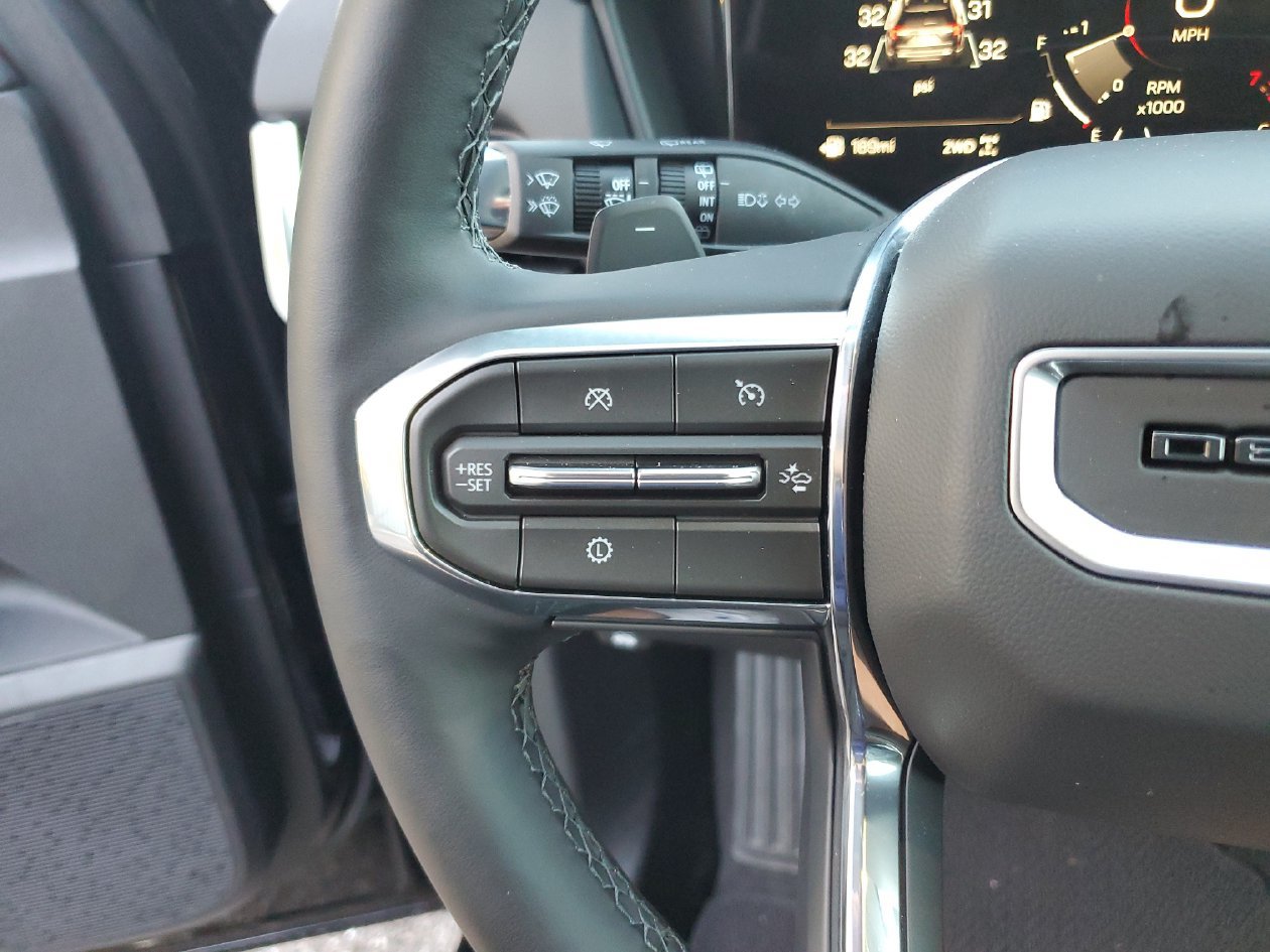 Used 2027 GMC Terrain Denali AWD/4WD image 27