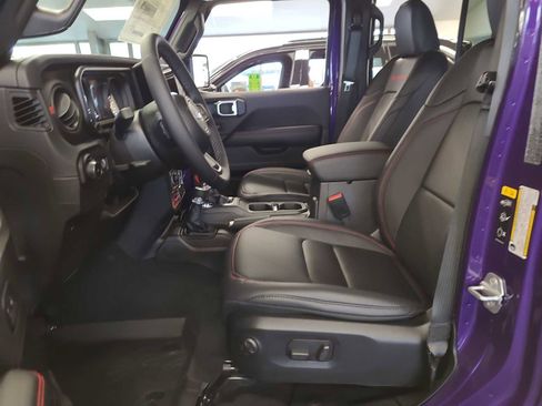 New 2026 Jeep Wrangler Unlimited Rubicon w/ Technology Group image 19