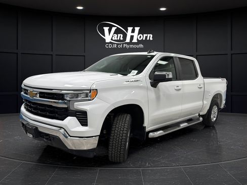 Used 2023 Chevrolet Silverado 1500 LT AWD/4WD image 7
