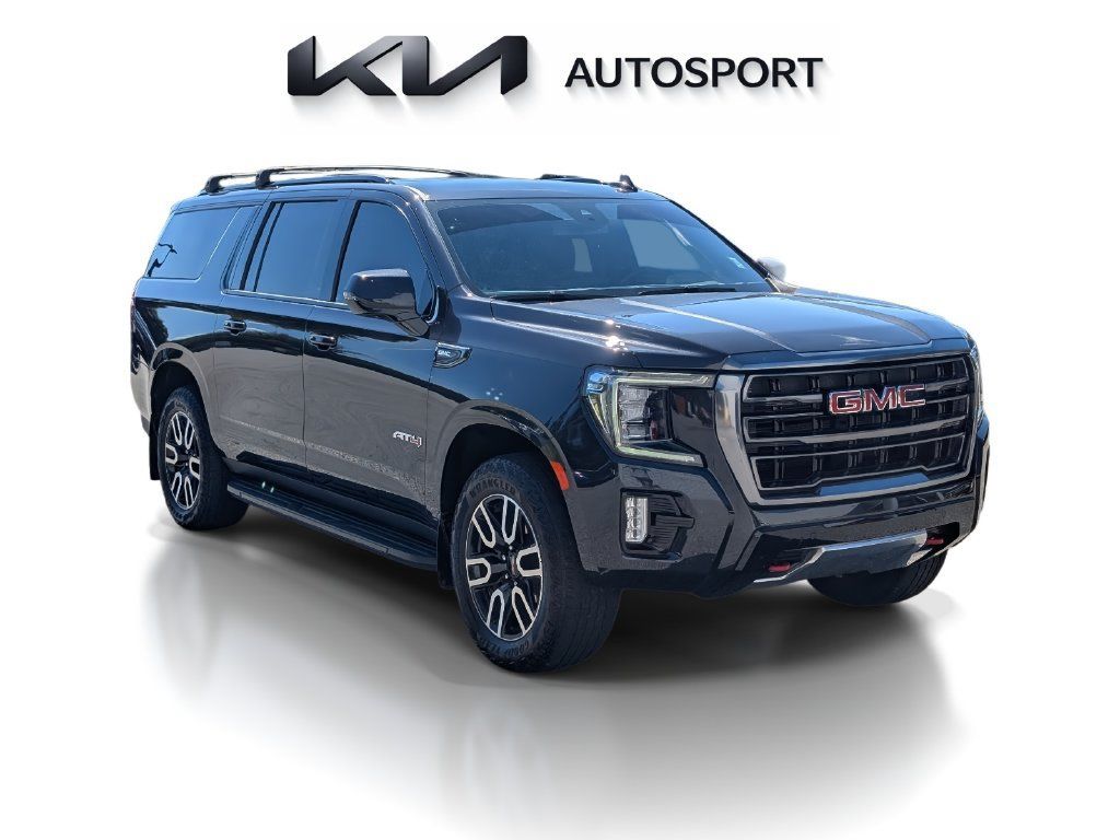 Used 2024 GMC Yukon XL AT4 AWD/4WD image 4