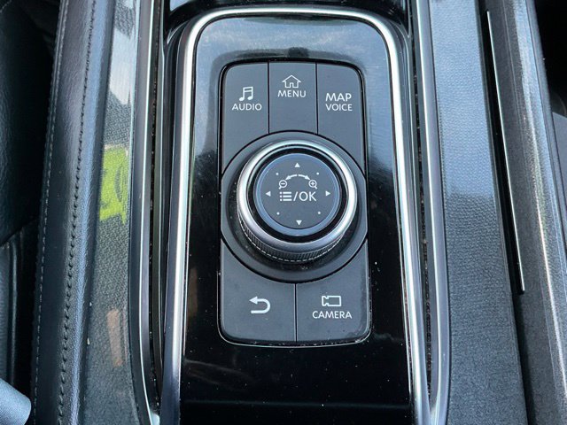 Used 2023 Nissan Armada SL w/ Midnight Edition Package RWD image 17