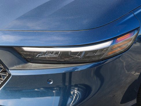 Used 2024 Honda Accord EX-L image 5