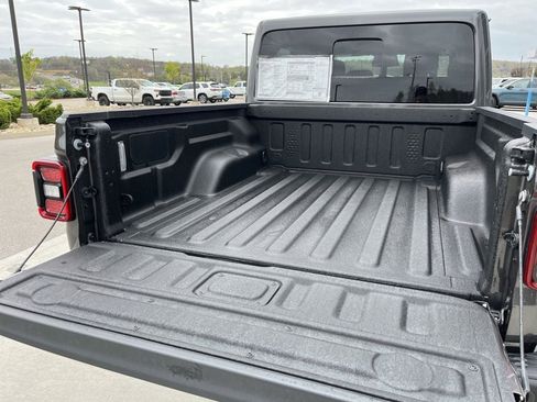 New 2026 Jeep Gladiator Rubicon image 18