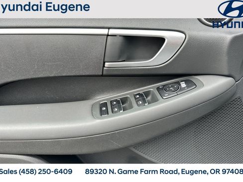 Used 2021 Hyundai Sonata SE FWD image 12