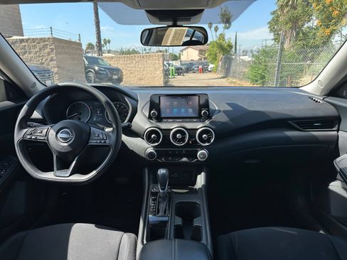 Used 2025 Nissan Sentra S FWD image 30