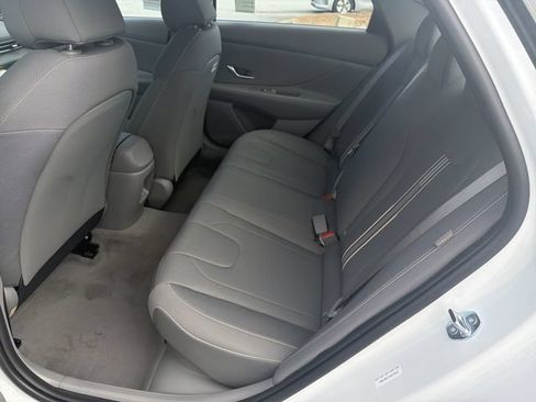 New 2026 Hyundai Elantra Hybrid FWD image 22