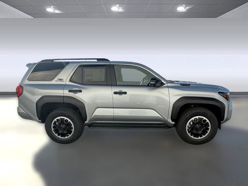 New 2026 Toyota 4Runner 4WD image 9