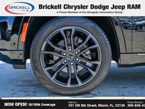 Used 2023 Jeep Grand Wagoneer Series II w/ Quick Order Packagew 28T image 33