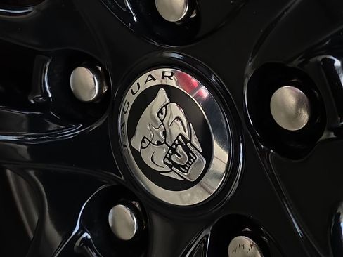 Used 2014 Jaguar F-TYPE S image 19