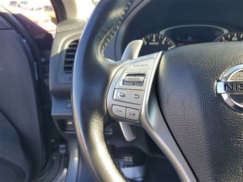 Used 2018 Nissan Altima 2.5 SR w/ SR Midnight Edition image 21