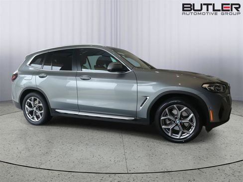 Certified 2024 BMW X3 sDrive30i w/ Convenience Package RWD image 3