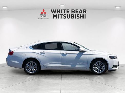 Used 2019 Chevrolet Impala LT FWD image 6