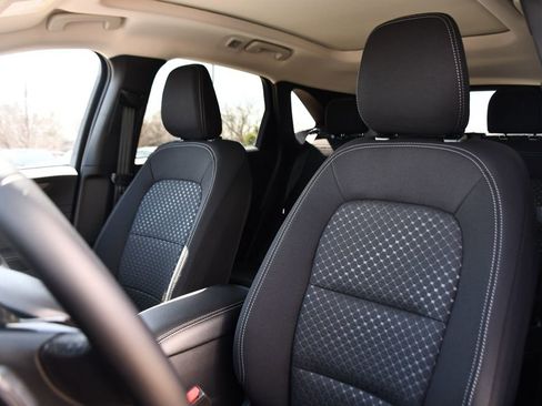 Used 2025 Ford Escape Active w/ Tech Pack #1 AWD/4WD image 12