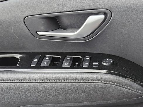 Used 2024 Hyundai Tucson Limited image 26