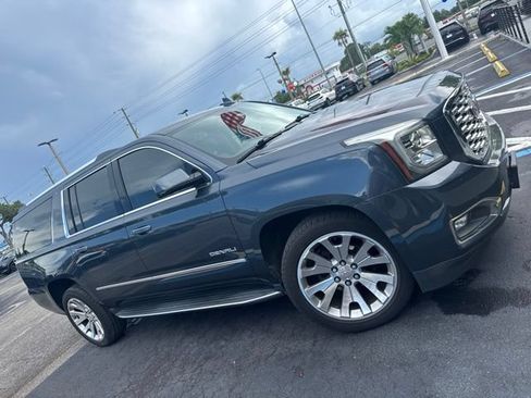 Used 2020 GMC Yukon XL Denali RWD image 3