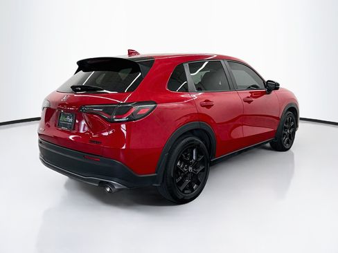 Used 2025 Honda HR-V Sport image 9
