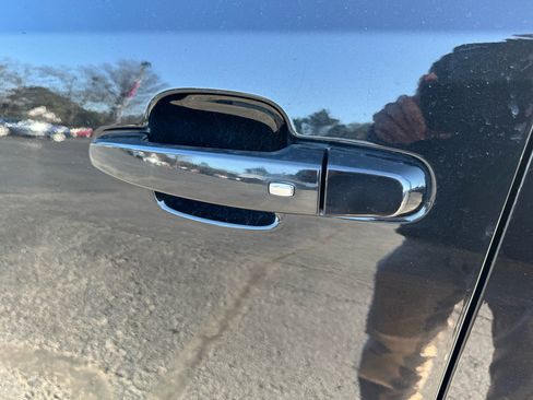 Used 2018 GMC Acadia SLE w/ Driver Alert Package I image 8