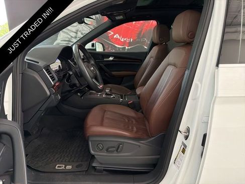 Used 2019 Audi Q5 2.0T Premium Plus w/ Premium Plus Package AWD/4WD image 11