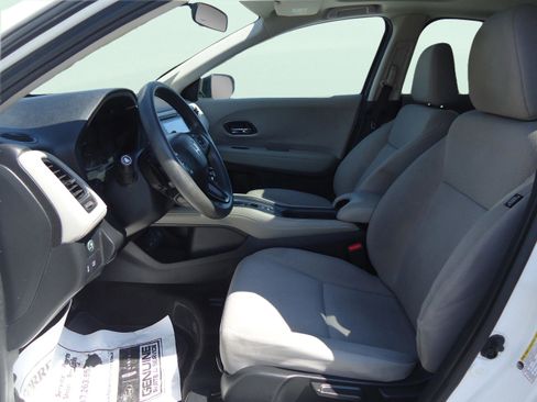 Used 2018 Honda HR-V EX image 23