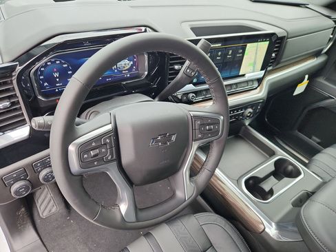 New 2025 Chevrolet Silverado 2500 LT w/ Trail Boss Package image 43