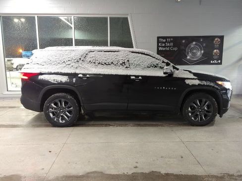 Used 2020 Chevrolet Traverse RS image 2