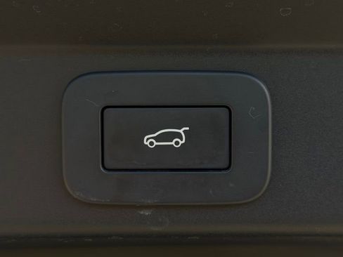 Used 2023 Land Rover Range Rover Sport SE AWD/4WD image 7