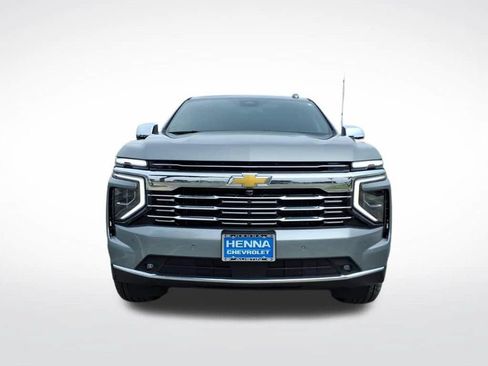 New 2026 Chevrolet Suburban Premier w/ Sun And Tow Package AWD/4WD image 10
