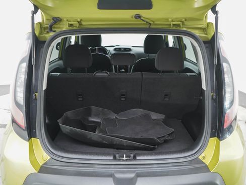 Used 2014 Kia Soul FWD image 16