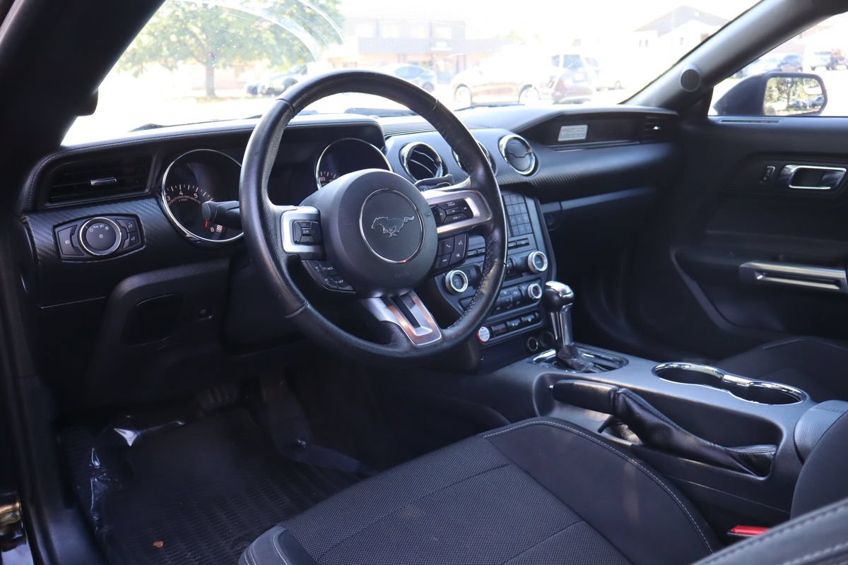 Used 2016 Ford Mustang Coupe w/ Equipment Group 051A RWD image 15