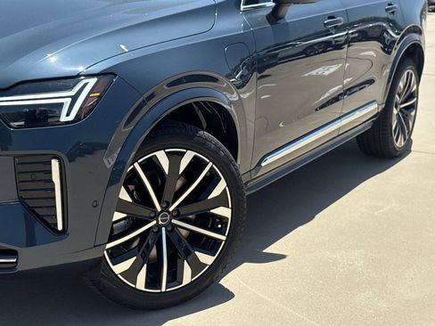 New 2026 Volvo XC90 T8 Ultra image 5