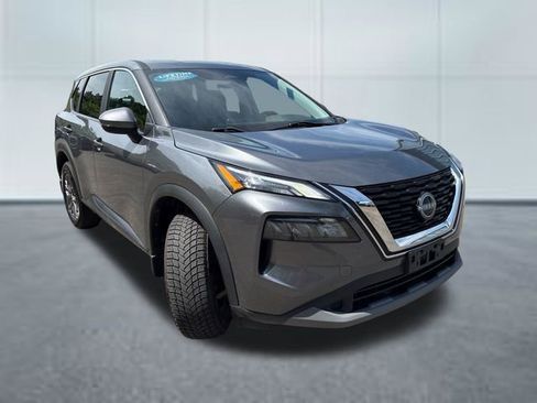 Used 2023 Nissan Rogue S AWD/4WD image 5