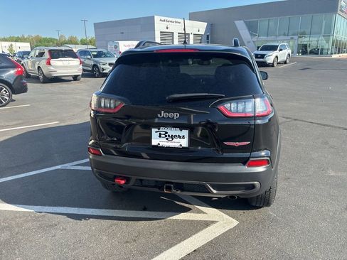 Used 2022 Jeep Cherokee Trailhawk w/ Comfort/Convenience Group AWD/4WD image 4