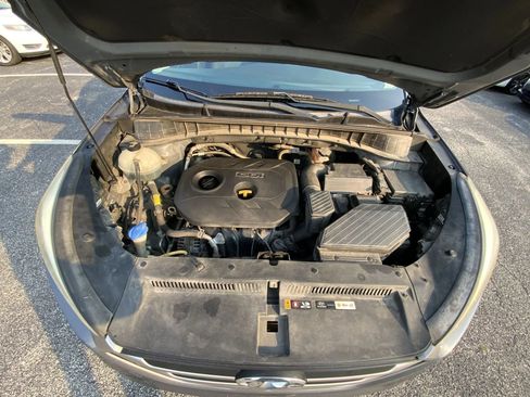 Used 2018 Hyundai Tucson SE FWD image 17