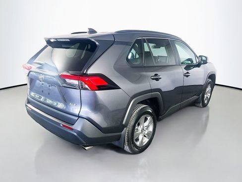 Used 2025 Toyota RAV4 XLE w/ Convenience Package FWD image 8