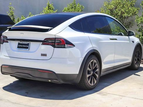 Used 2022 Tesla Model X Plaid AWD/4WD image 6