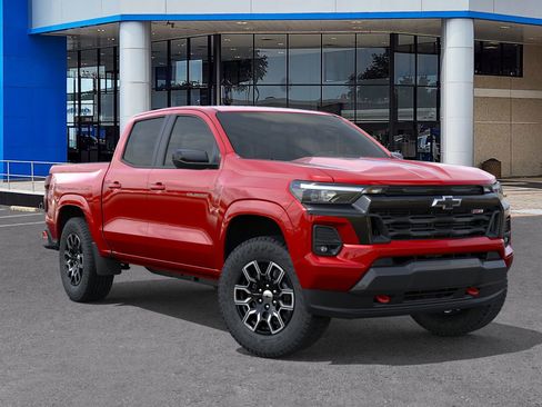 New 2026 Chevrolet Colorado Z71 image 7